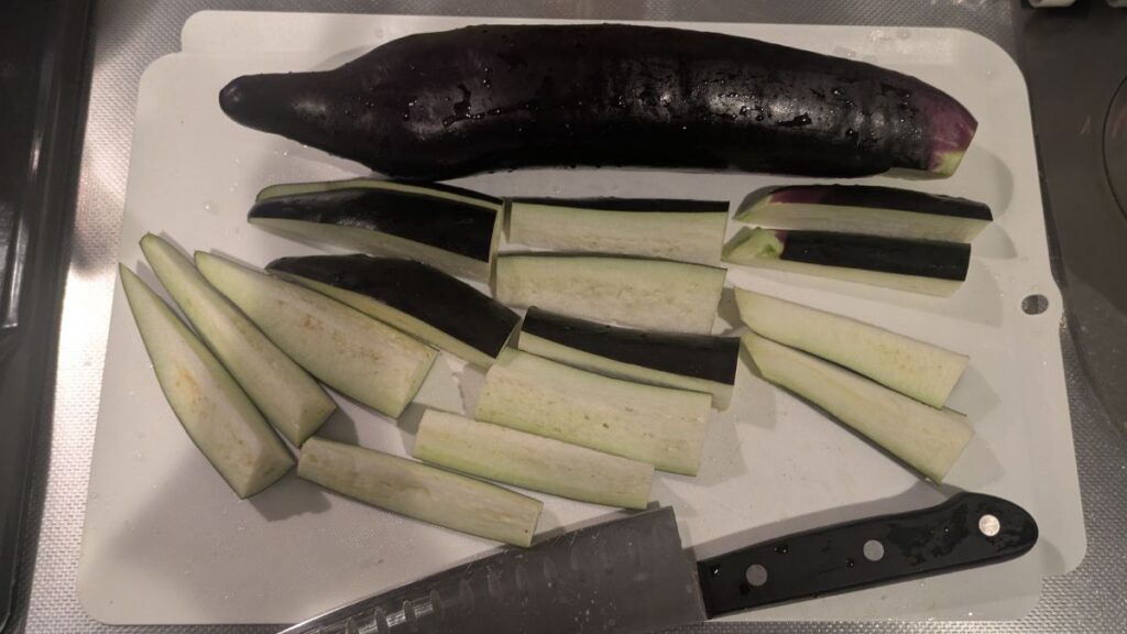 ナスの切り方(オーソドックス)